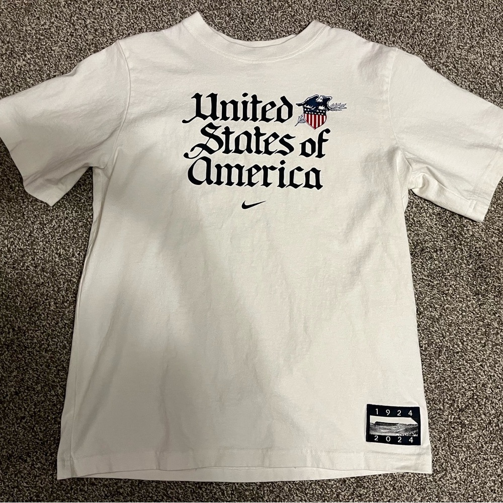 Nike 1924 Olympics Women’s XS shirt - fits like medium